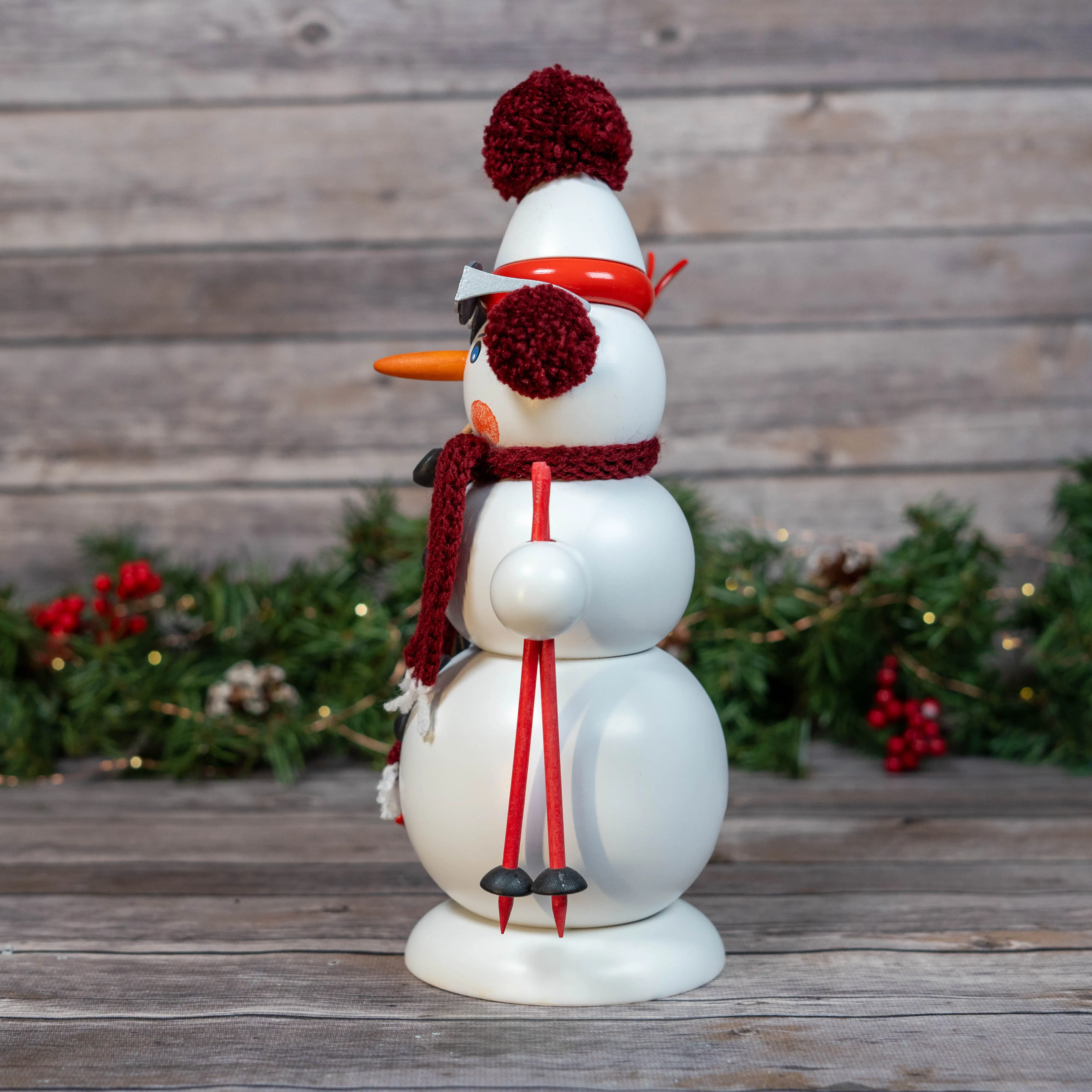 Smoker - Large Snowman with Skis